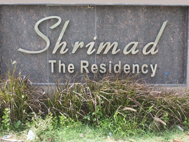 Hotel Treebo Trend Shrimad Residency Ahmedabad Esterno foto